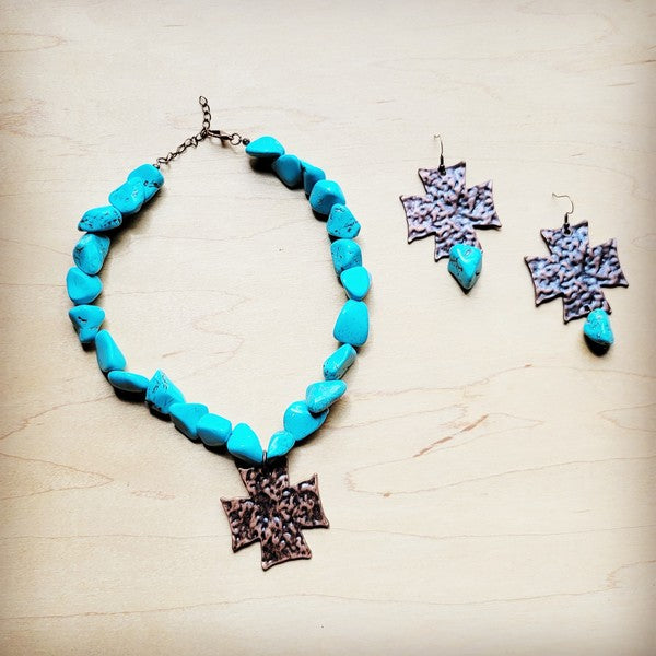 Chunky Blue Turquoise Collar Necklace Cross Pendan